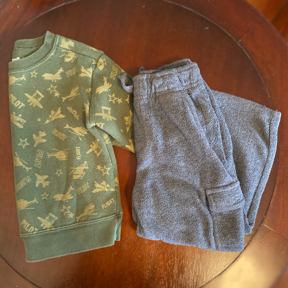 🧩 3/$20 Granimals Sweatsuit Set Green & Grey Size 24 Months